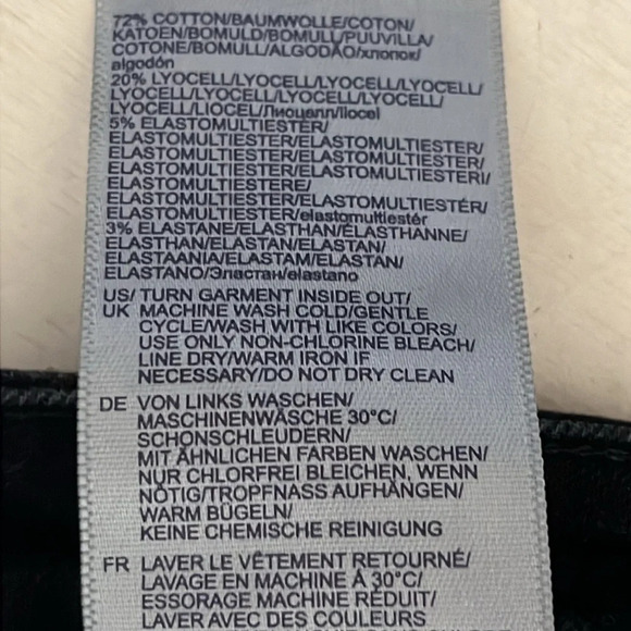 NYDJ Sheri Slim Jeans in Black - Size 8 - Picture 9 of 9